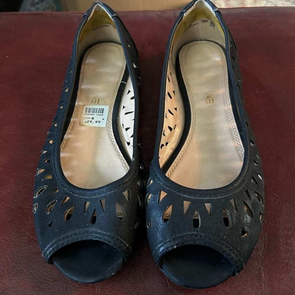 American Eagle Outfitters Black Peep-Toe Flats